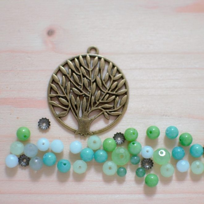 Tuto : Sautoir Zen arbre bronze et perles vertes